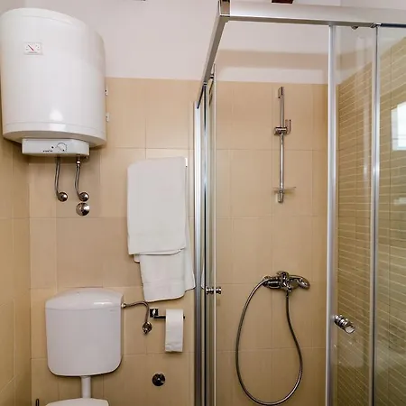Old Town Guest house 3*